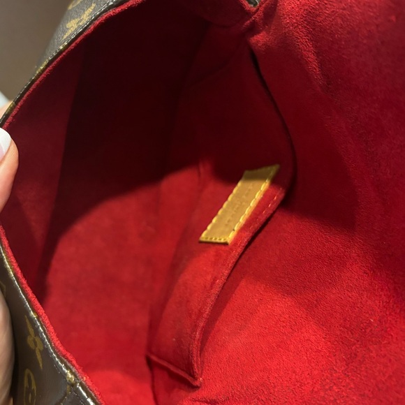 Louis Vuitton Monogram Sac Tambourin Crossbody - Picture 3 of 15